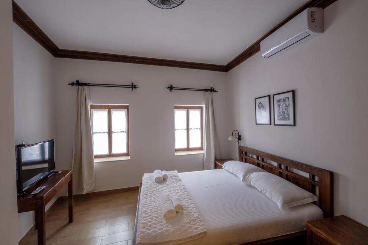 Hotel Gorica - Unesco Quarter Berat Luaran gambar