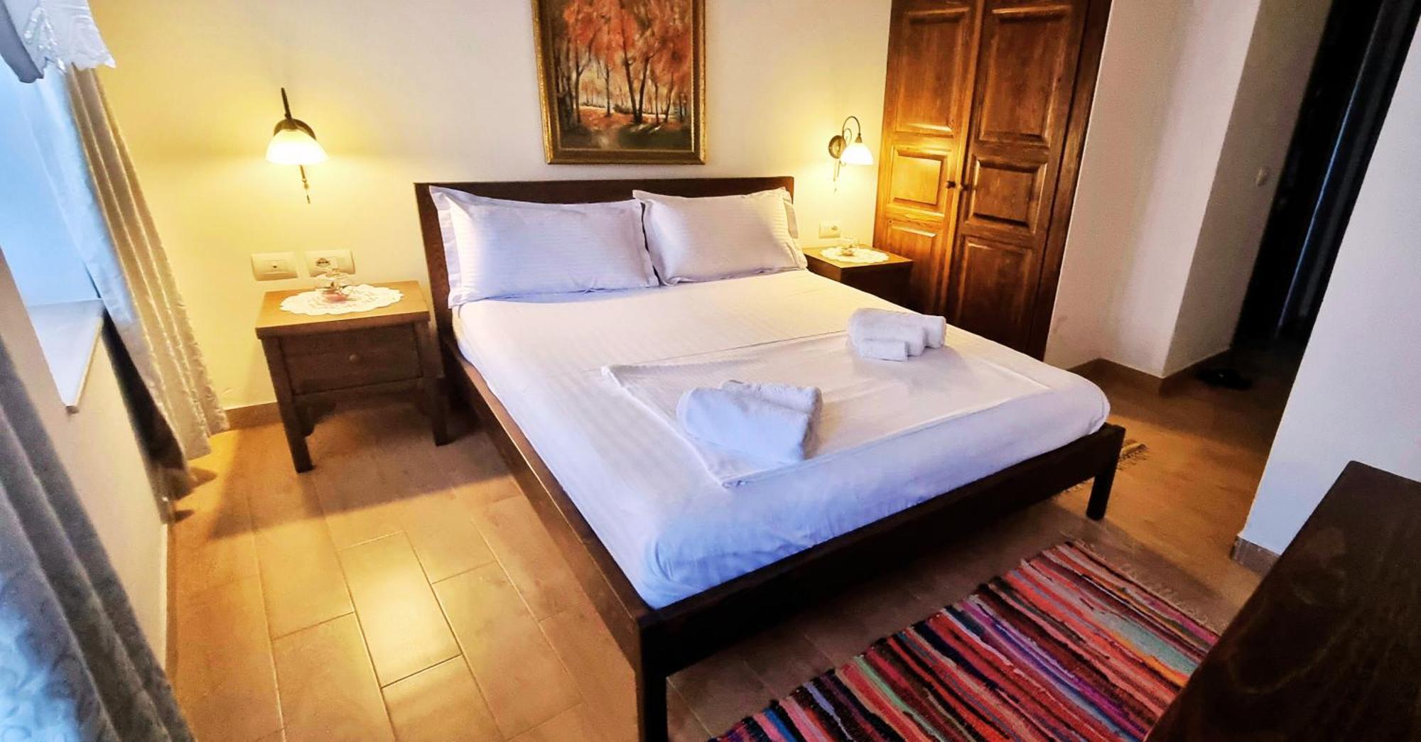 Hotel Gorica - Unesco Quarter Berat Luaran gambar