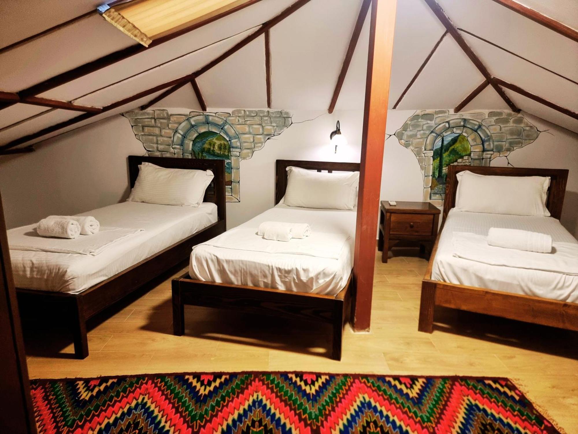 Hotel Gorica - Unesco Quarter Berat Luaran gambar