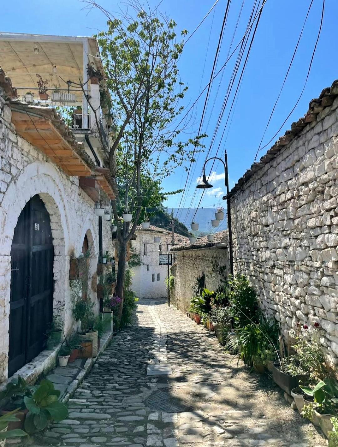 Hotel Gorica - Unesco Quarter Berat Luaran gambar