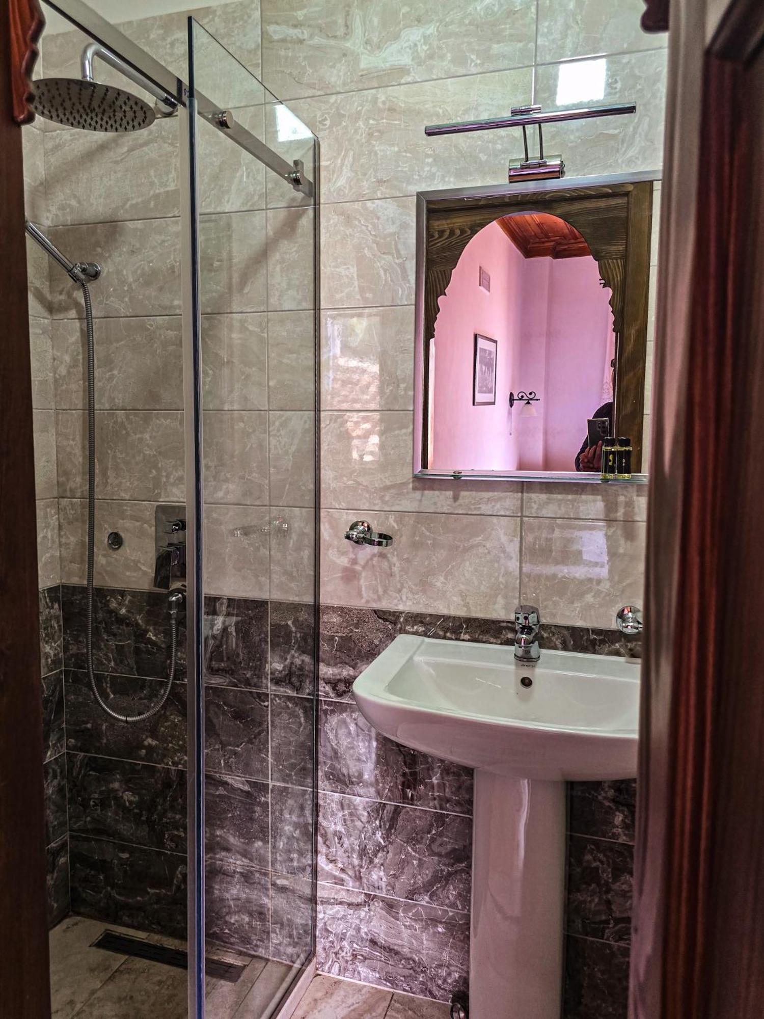 Hotel Gorica - Unesco Quarter Berat Luaran gambar